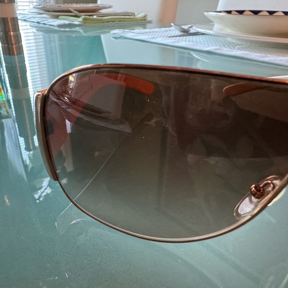 Prada Aviator Sunglasses in Hard Case - Picture 9 of 10